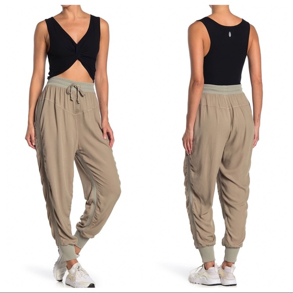 NEW Free People Easy Street Joggers in Khaki - Picture 2 of 6